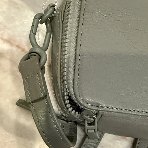 Thacker Elegant Gray green Crossbody Bag NWOT - Picture 11 of 11